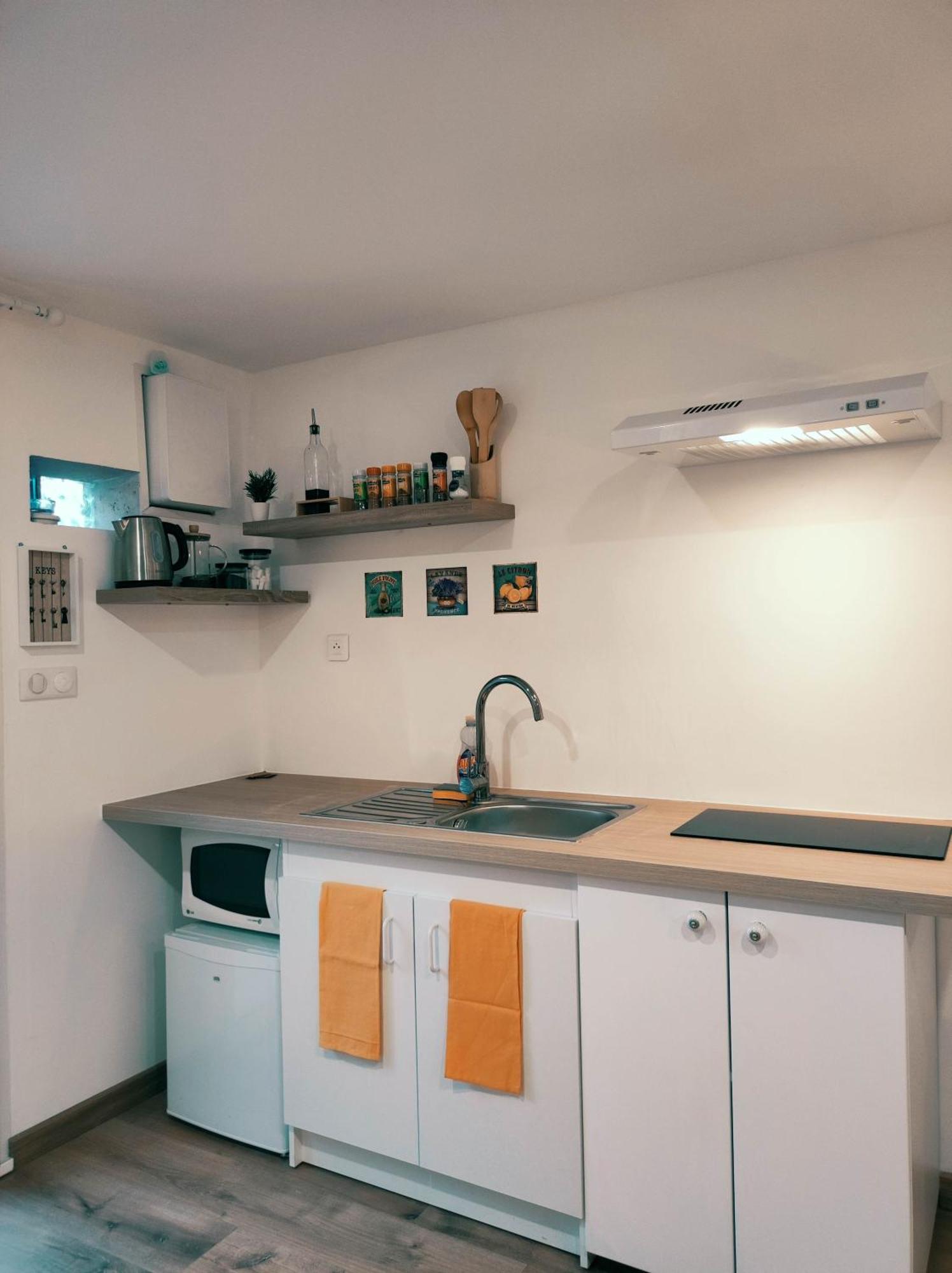 Studio Avec Clim Et Terrasse Proche Du Centre Ville D'Avignon Cameră foto